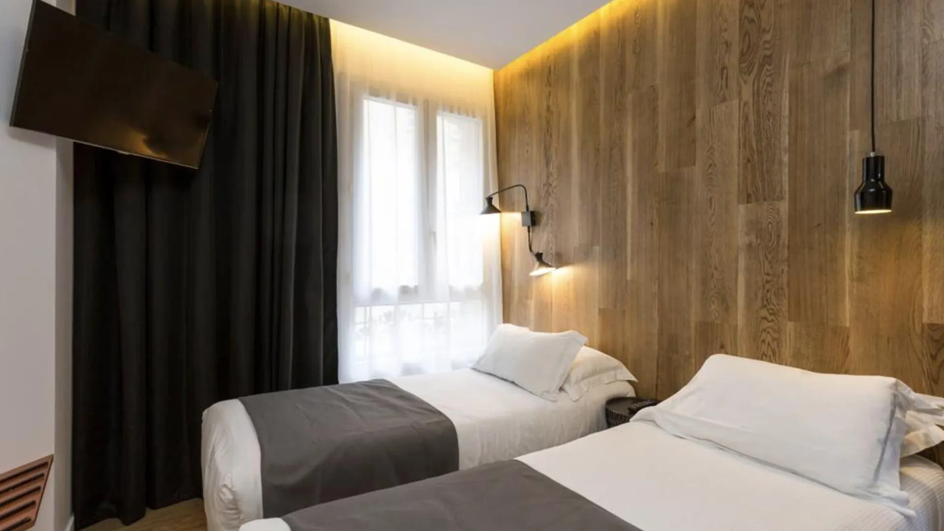 Hotel Atypik Hotel 3*