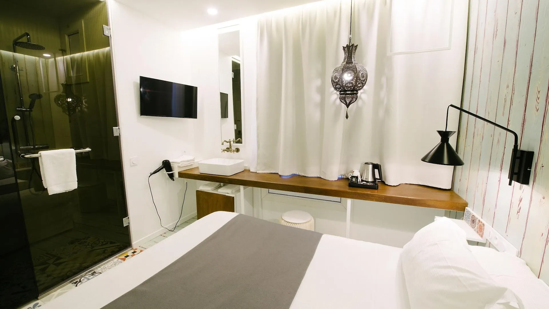 Hotel Atypik Hotel 3*