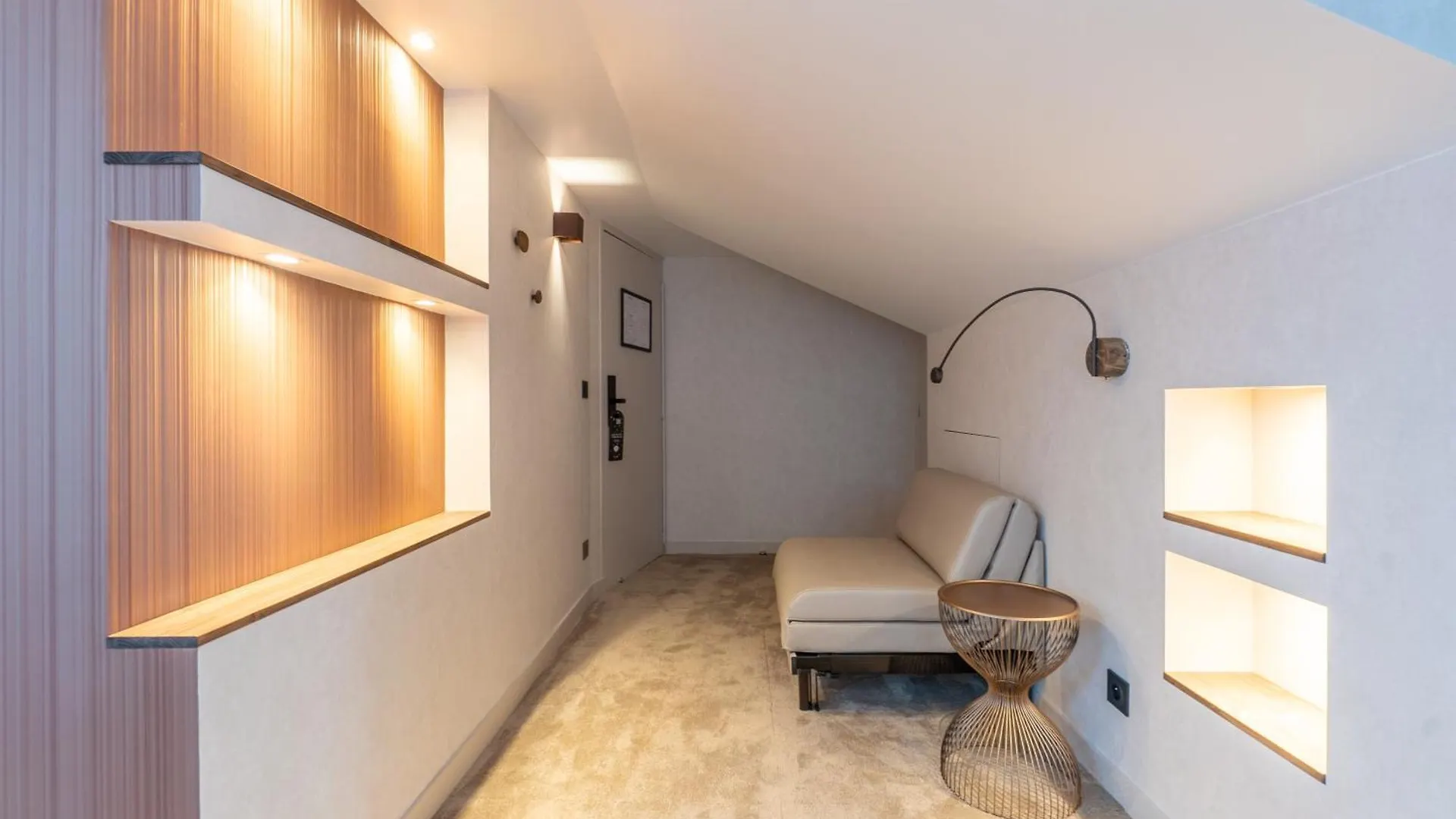 Atypik Hotel Hotel Clichy